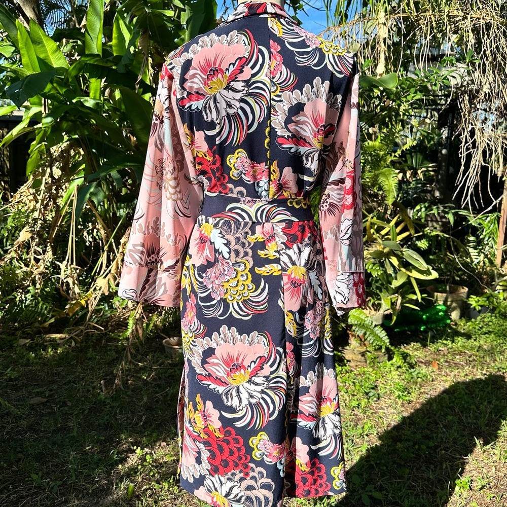 New York & Company Color-block Floral Print Duster Kimo Jacket - Picture 7 of 11